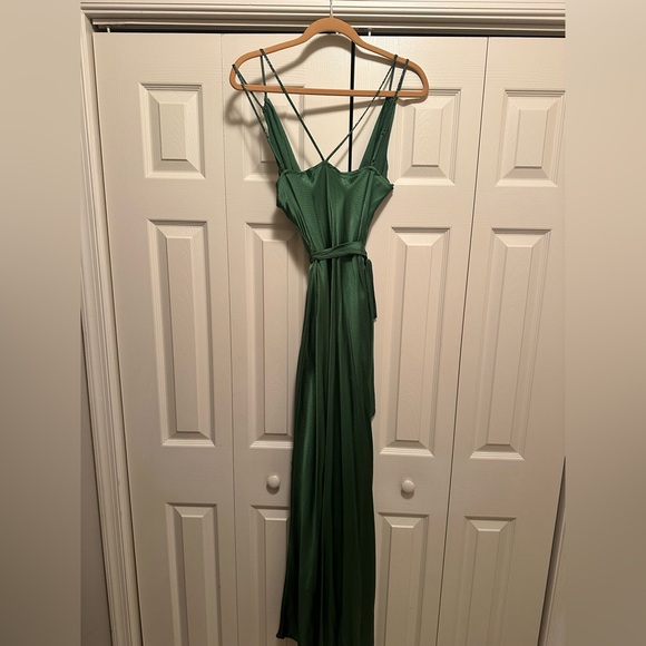 BCBG MAXAZRIA HAMMERED SILK HIGH LOW DRESS W STRAP BEADED EMBELLISHMENT SZ M - Picture 12 of 16